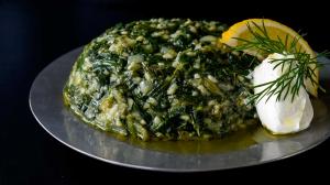 spanakorizo - spinach & rice dish