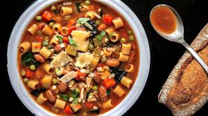 egalitarian & equal opportunity minestrone soup