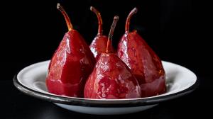 poached pears in red wine & spices
