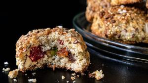 hearty back-to-school scones with dried fruits & nuts & seeds