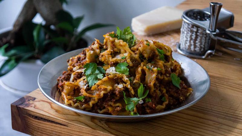 «ragù alla bolognese» or the 6-hour meat sauce