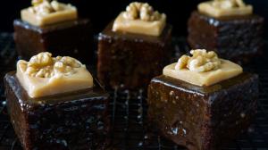 dark caramel-glazed apple & walnut cakes