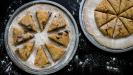 scones salés à l'huile d'olive - aux olives noires ou aux tomates séchées