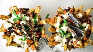 mussels & fries poutine