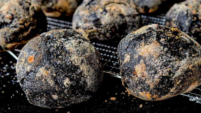 extra-black olive & anchovy bread buns