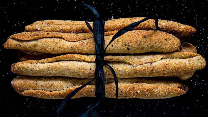 flaked sea salt & cracked black pepper rolled grissini breadsticks