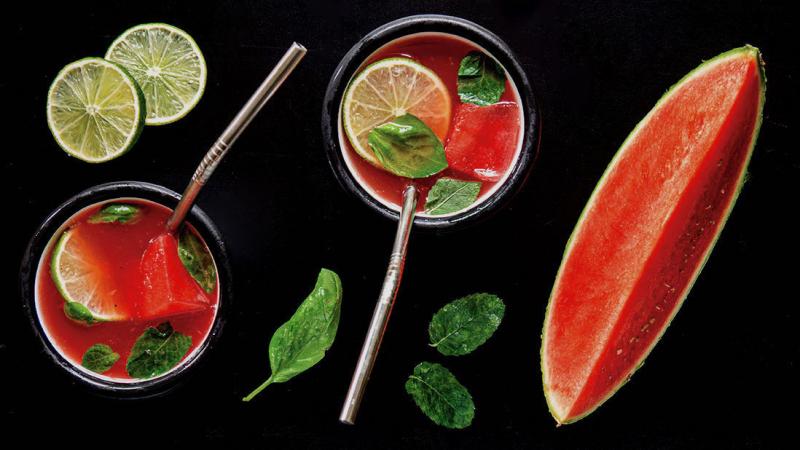 icy & sparkling watermelon granita & gin cocktail