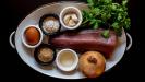 «rollo de bonito a la asturiana» pain de thon en couches roulées à l'espagnol