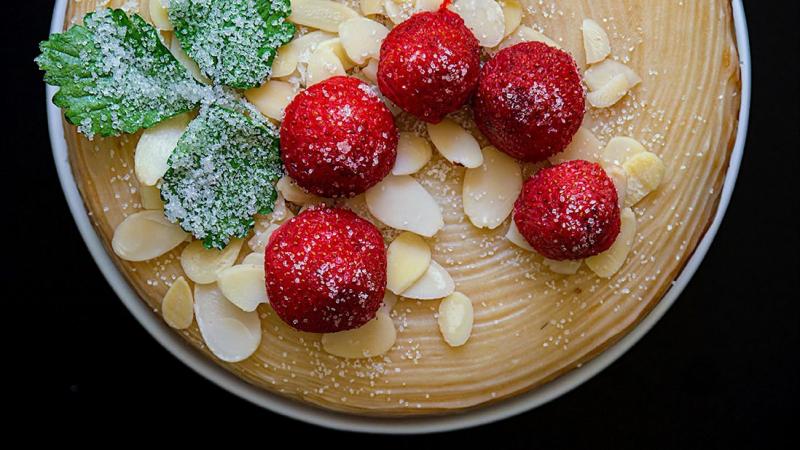 inside-out strawberry & almond shortcake