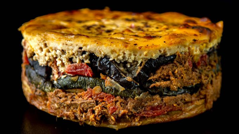 triple-moussaka (with the braised & shredded «kokkinisto» triple-meat sauce)