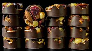 halloween (at home) sweet & salty chocolate clusters