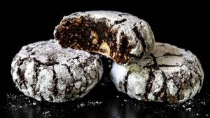 chocolate & peanut chewy amaretti cookies
