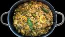 chicken thighs & rice pilaf casserole with lemon & oregano & green peppers