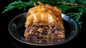 a better traditional & aromatic «baklava» with walnuts