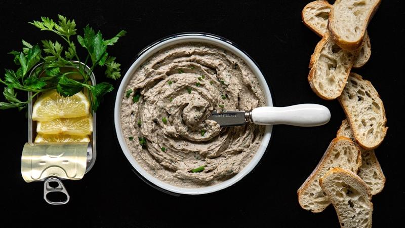 tartinade «beurre de sardine» (avec les extras)