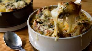 sort-of-french onion soup with apples and brandy